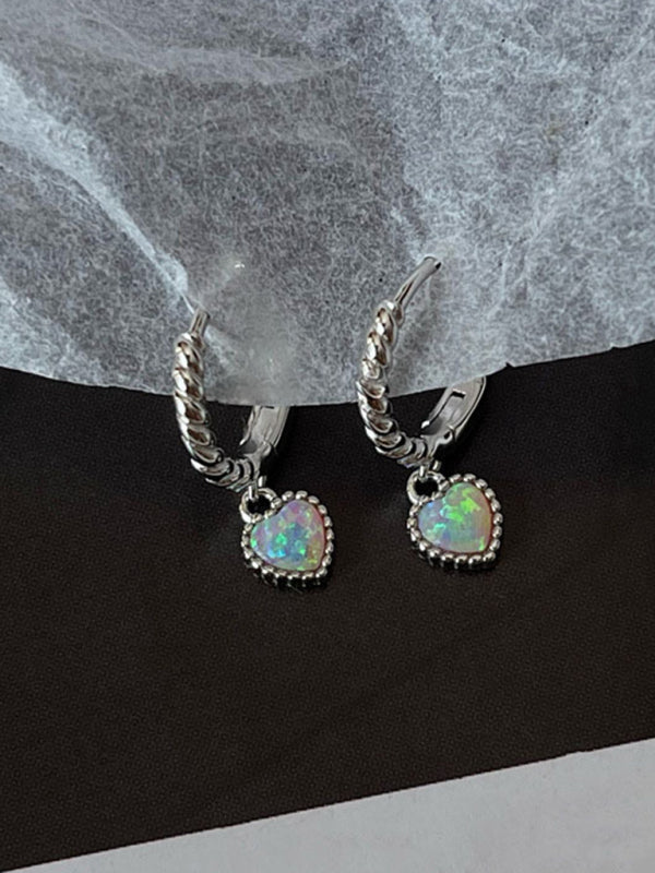 New love pendant twist earrings, elegant, compact and fashionable earrings